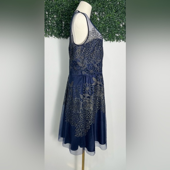Tahari Arthur Levine Gold Floral Bodice Navy Blue Tulle Dress Size 14 Fit Flare - Picture 6 of 16